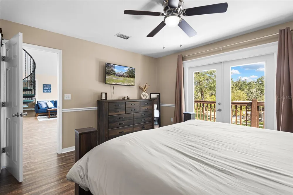 190 SE RIVERSIDE WEST DRIVE Branford, FL 32008