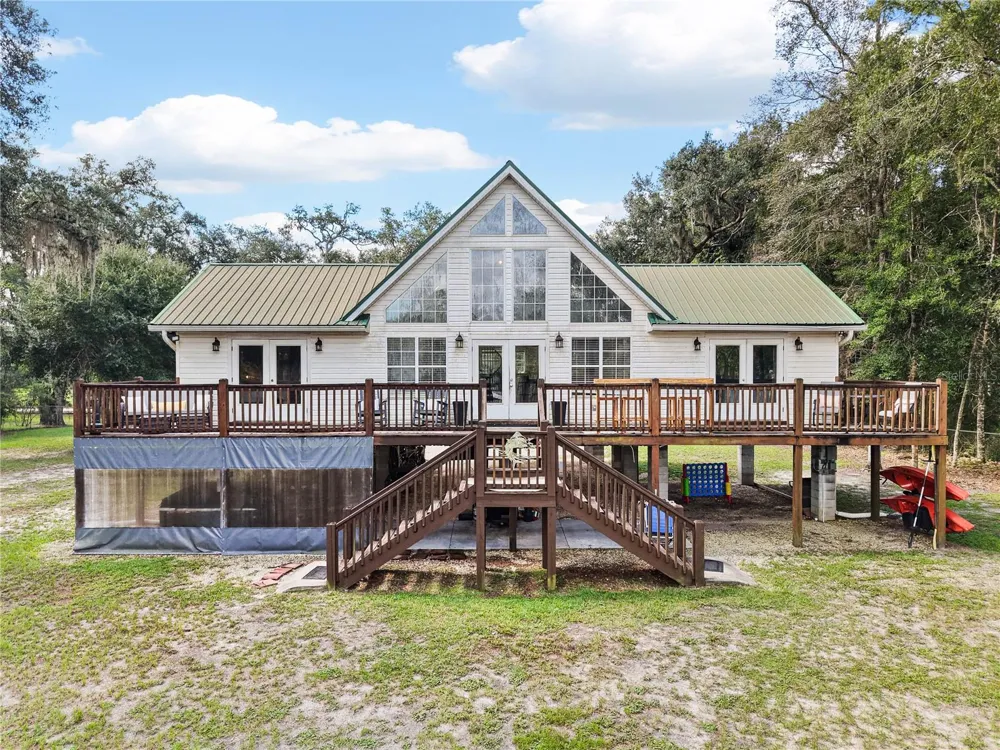 190 SE RIVERSIDE WEST DRIVE Branford, FL 32008