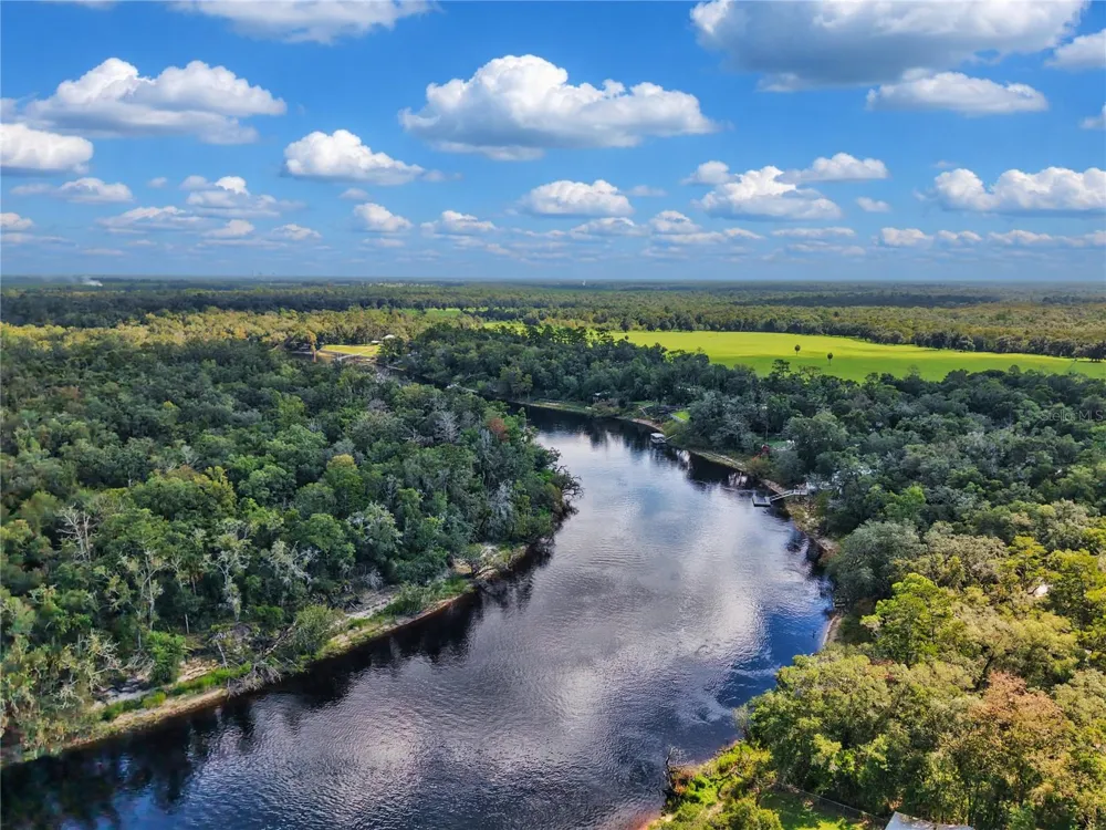 190 SE RIVERSIDE WEST DRIVE Branford, FL 32008