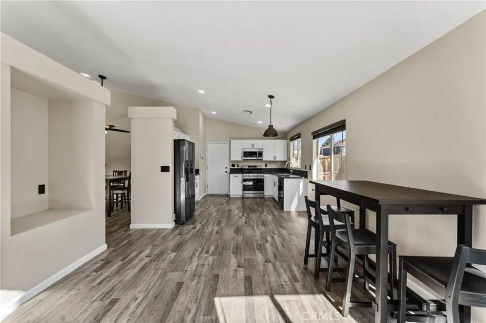44257 Tahoe Way Lancaster, CA 93536