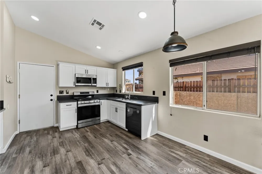 44257 Tahoe Way Lancaster, CA 93536
