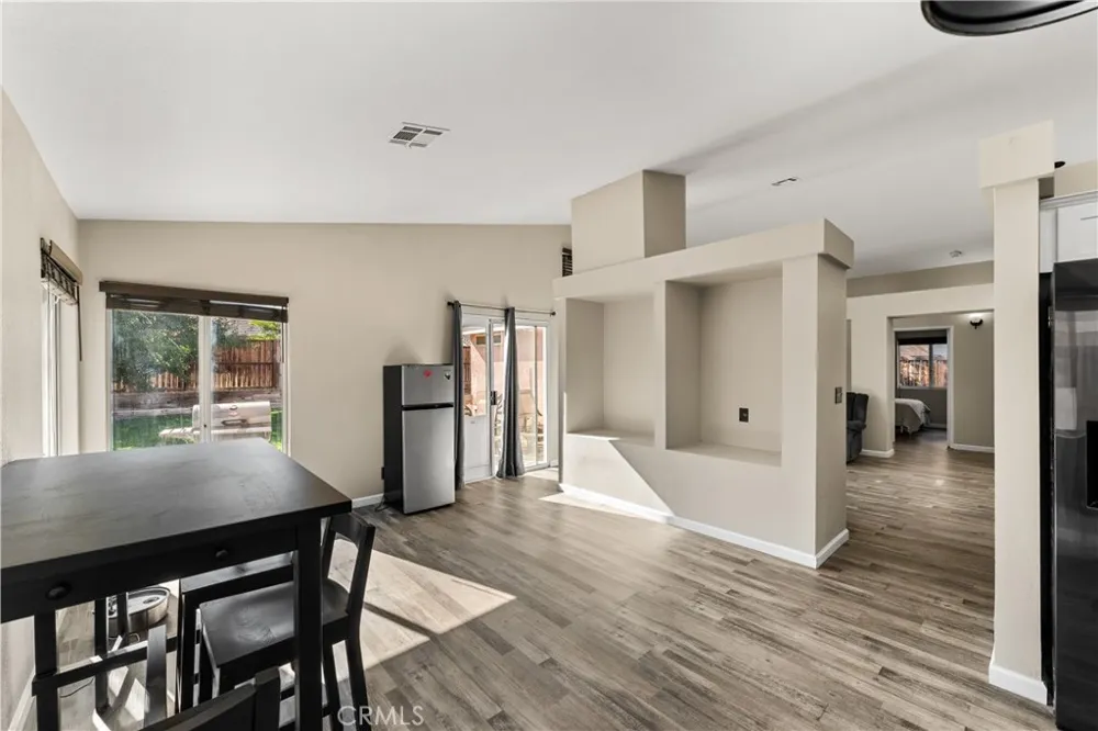 44257 Tahoe Way Lancaster, CA 93536