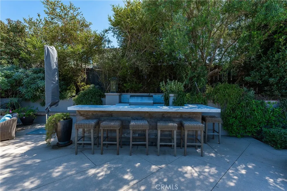28850 Hampton Place Malibu, CA 90265