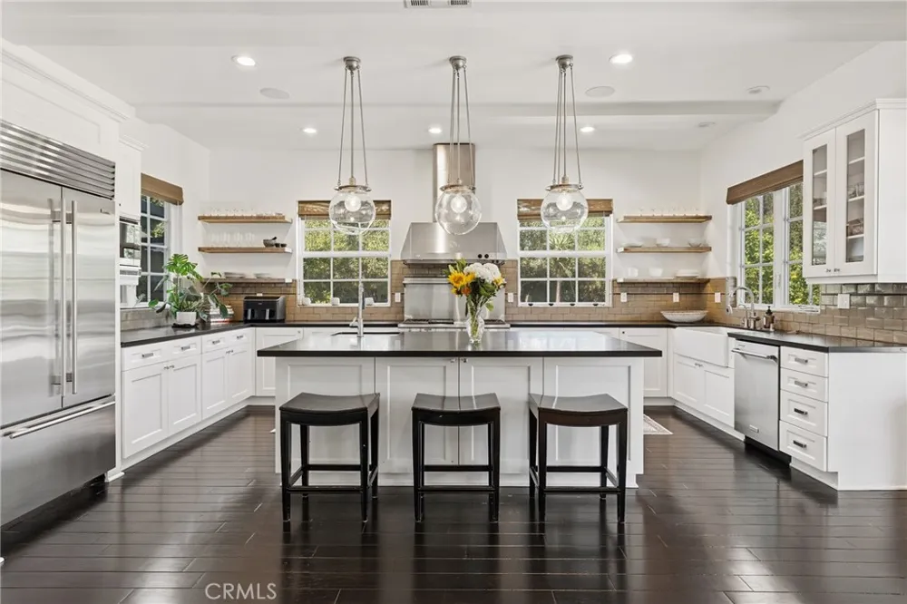 28850 Hampton Place Malibu, CA 90265