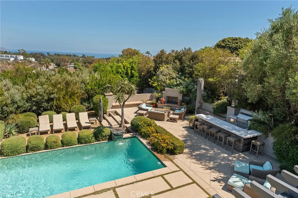 28850 Hampton Place Malibu, CA 90265