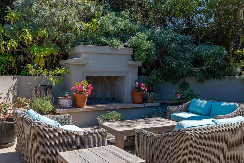 28850 Hampton Place Malibu, CA 90265