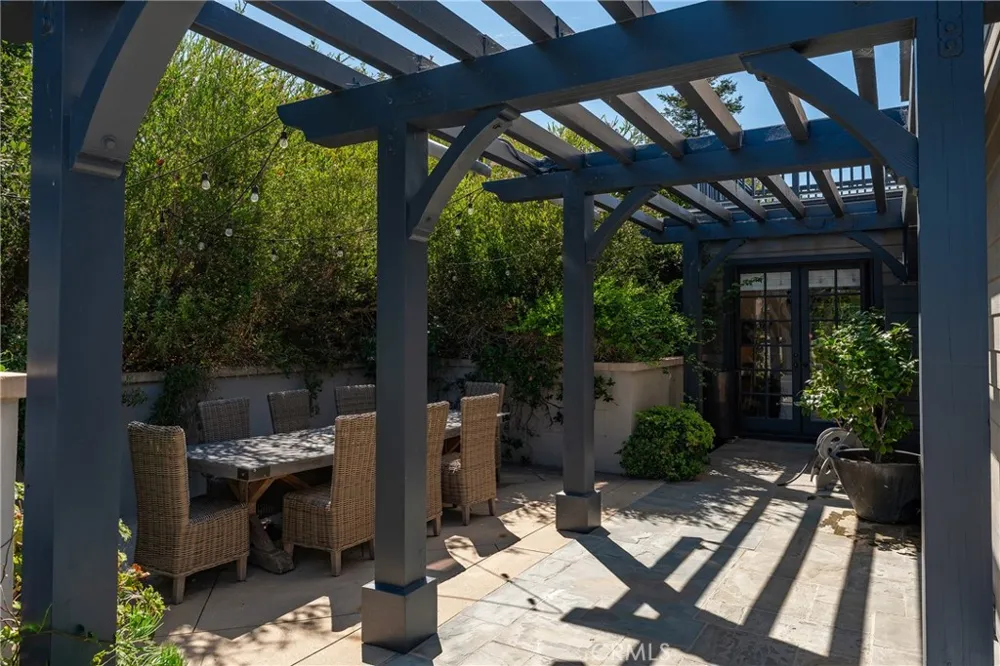 28850 Hampton Place Malibu, CA 90265