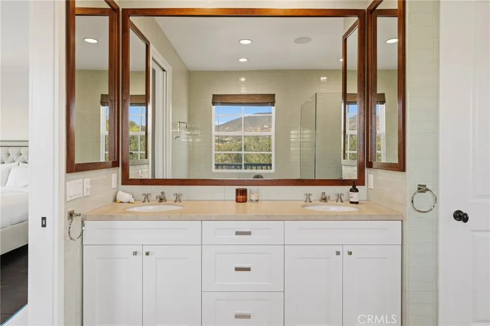 28850 Hampton Place Malibu, CA 90265
