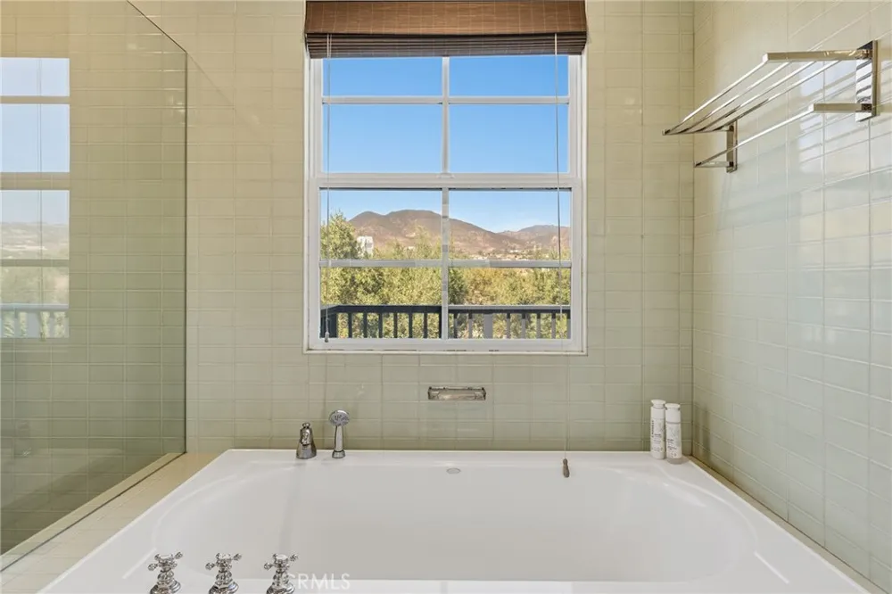 28850 Hampton Place Malibu, CA 90265