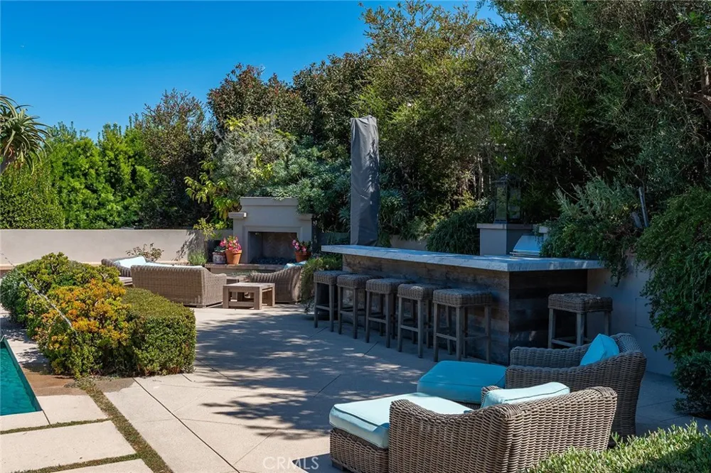 28850 Hampton Place Malibu, CA 90265