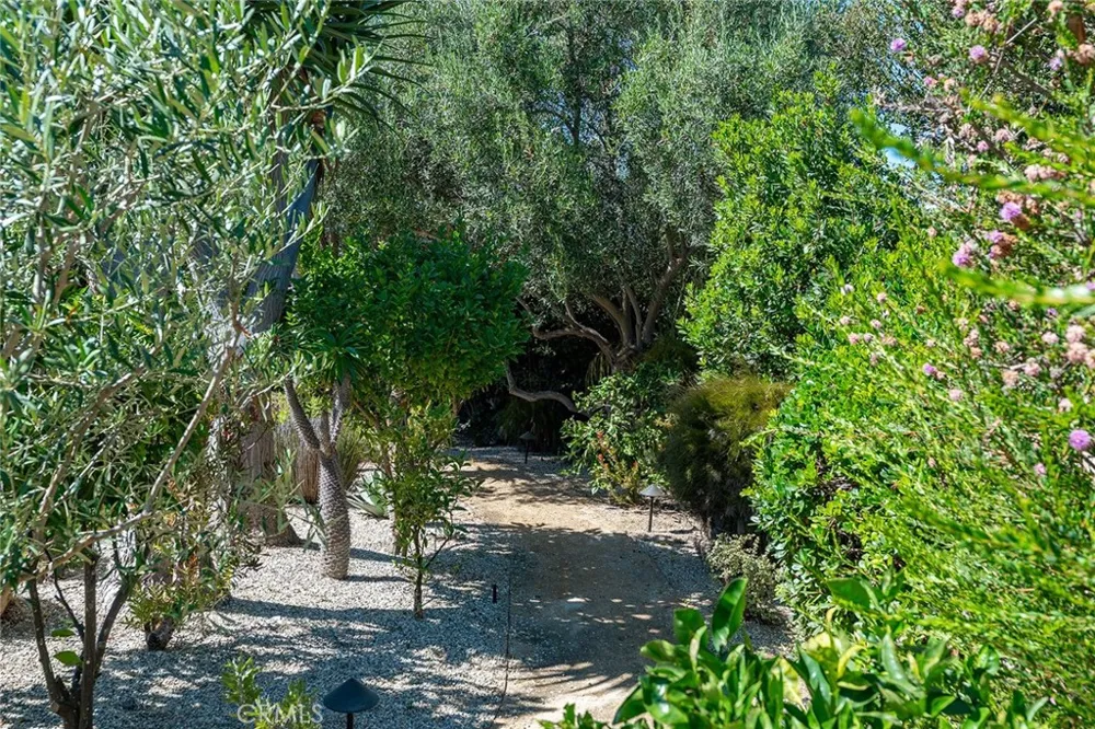 28850 Hampton Place Malibu, CA 90265
