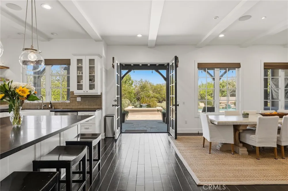 28850 Hampton Place Malibu, CA 90265