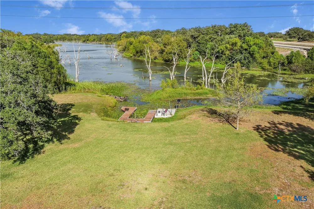 72 Perdido Court Victoria, TX 77905