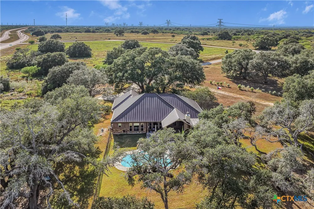 72 Perdido Court Victoria, TX 77905