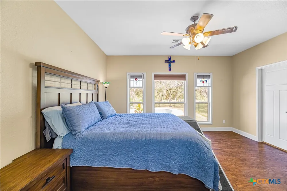 72 Perdido Court Victoria, TX 77905