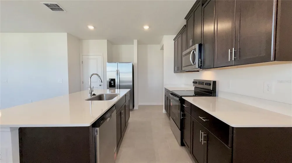 5117 NATIVE MILE LOOP Davenport, FL 33837