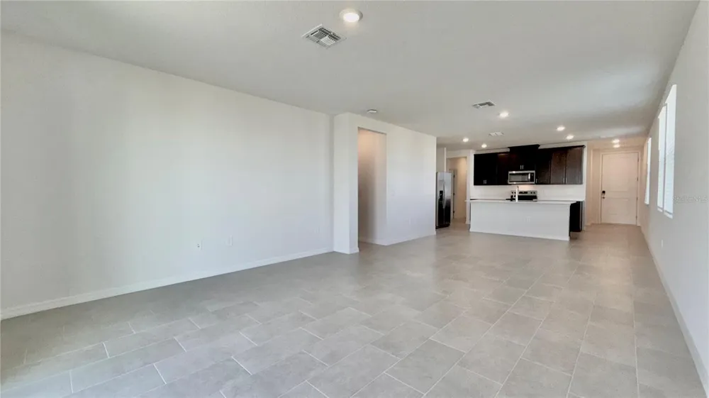 5117 NATIVE MILE LOOP Davenport, FL 33837