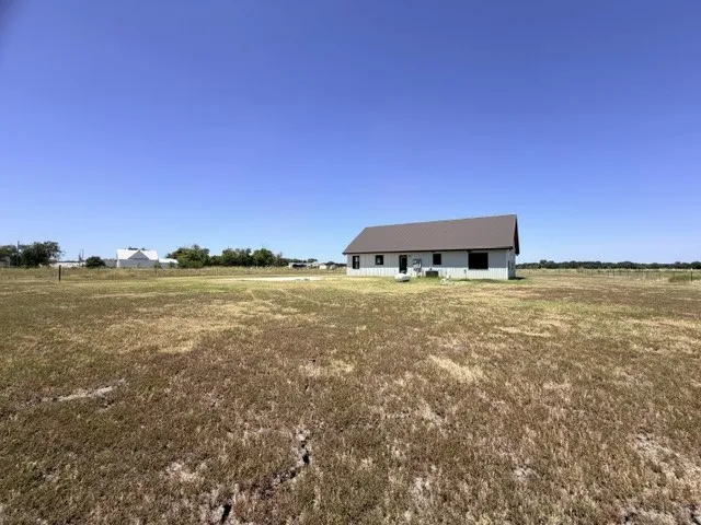 136 Hcr 2221 E Aquilla, TX 76622