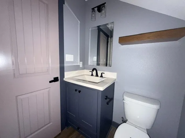 136 Hcr 2221 E Aquilla, TX 76622