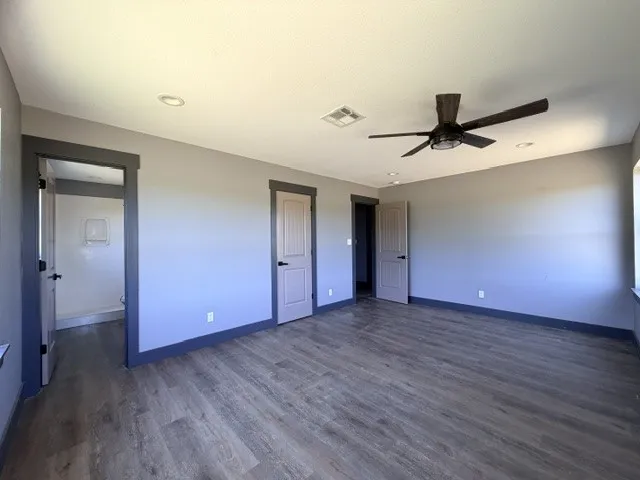 136 Hcr 2221 E Aquilla, TX 76622