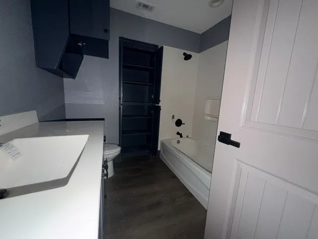 136 Hcr 2221 E Aquilla, TX 76622