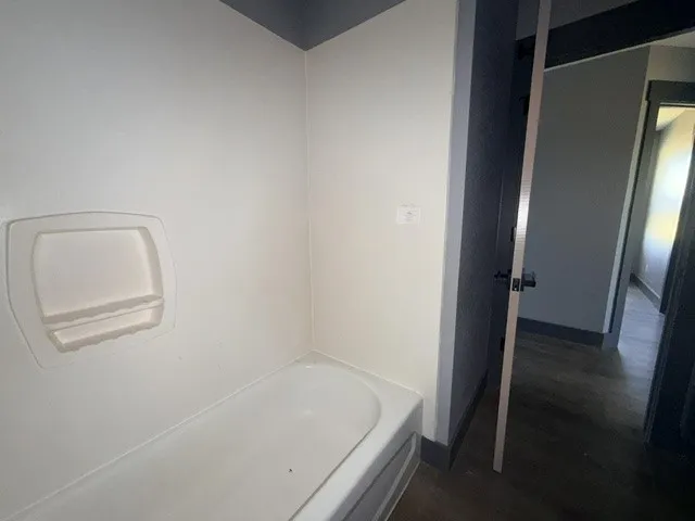 136 Hcr 2221 E Aquilla, TX 76622