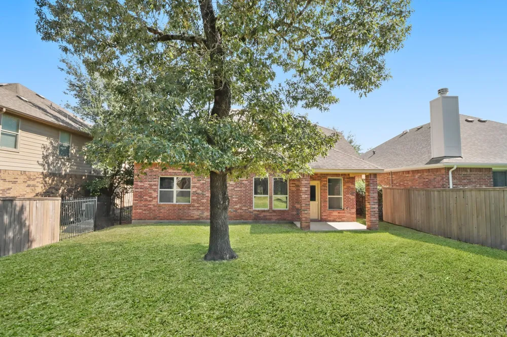 71 Black Swan Place Magnolia, TX 77354