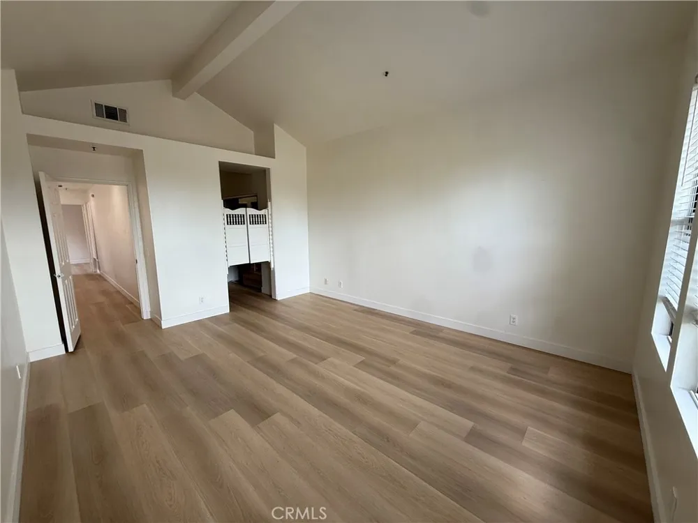 128 Cartier Aisle Irvine, CA 92620