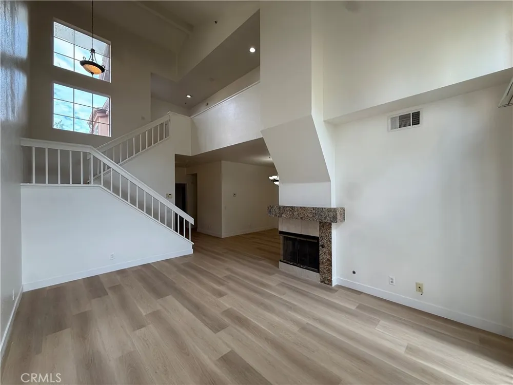 128 Cartier Aisle Irvine, CA 92620