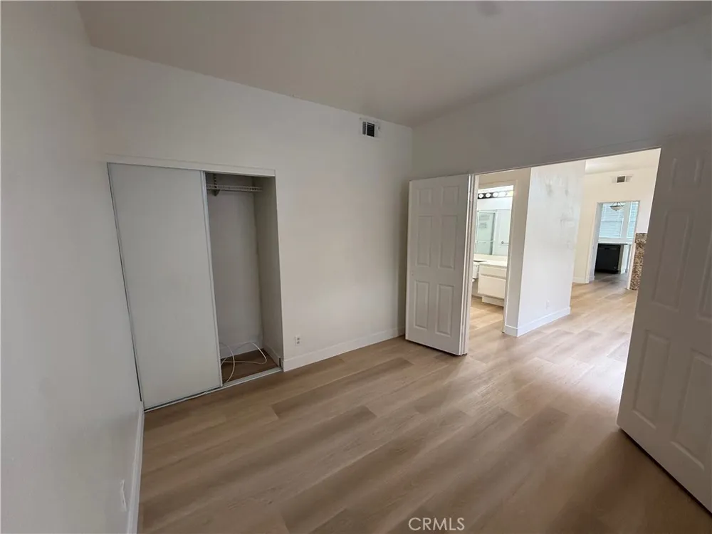 128 Cartier Aisle Irvine, CA 92620