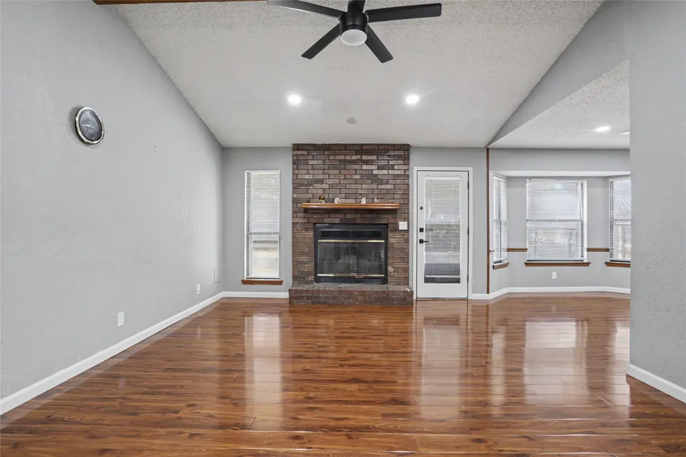 4509 W Oakland Street Broken Arrow, OK 74012