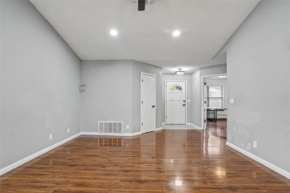 4509 W Oakland Street Broken Arrow, OK 74012