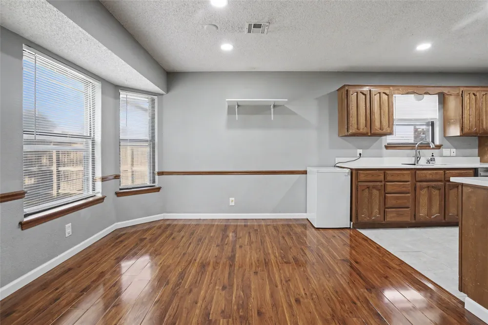 4509 W Oakland Street Broken Arrow, OK 74012