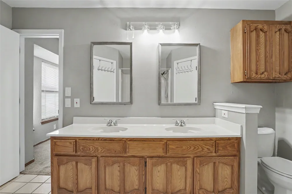 4509 W Oakland Street Broken Arrow, OK 74012