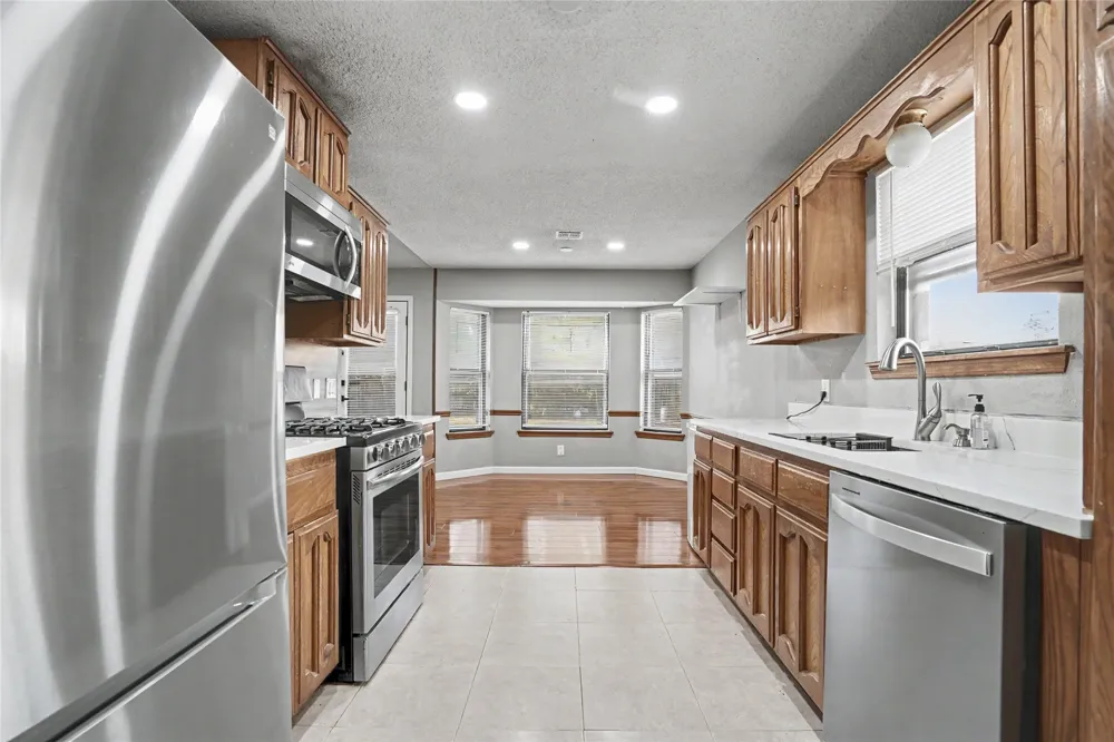 4509 W Oakland Street Broken Arrow, OK 74012
