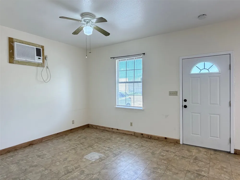 251 Zimmerman Avenue #D Bastrop, TX 78602