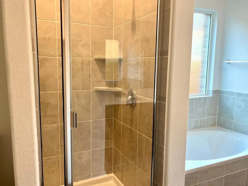 100 Milliner Loop Hutto, TX 78634