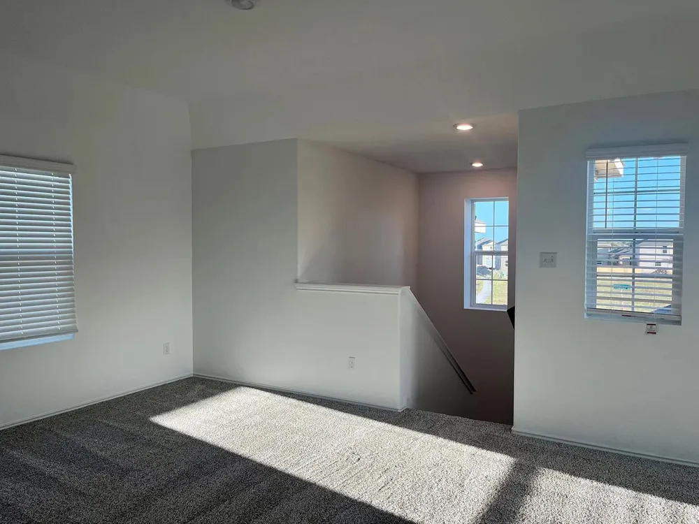 100 Milliner Loop Hutto, TX 78634