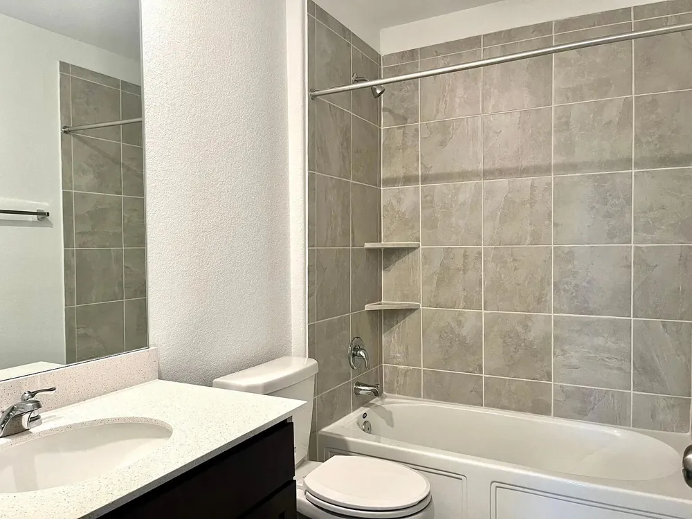 100 Milliner Loop Hutto, TX 78634
