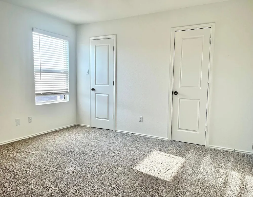 100 Milliner Loop Hutto, TX 78634