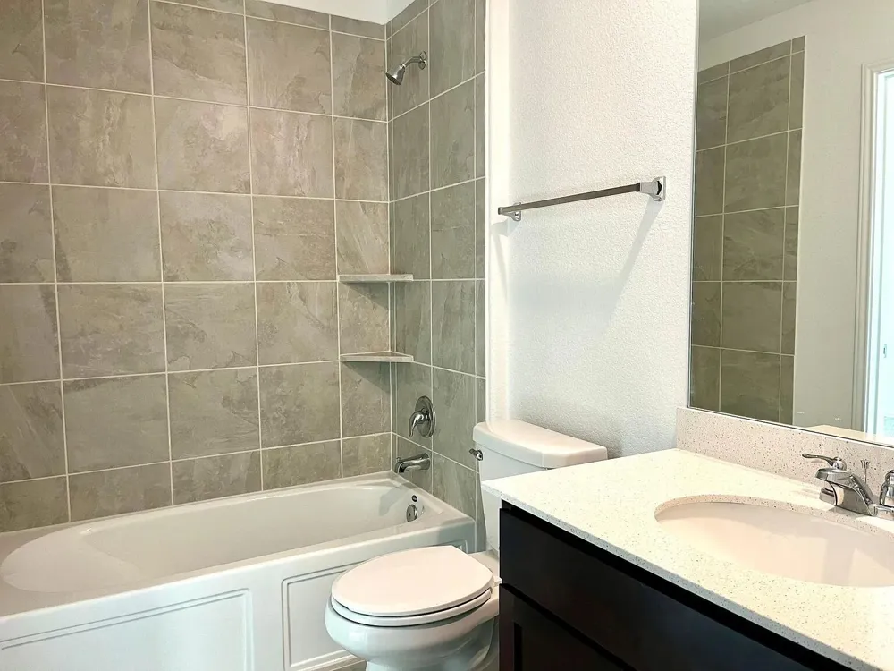 100 Milliner Loop Hutto, TX 78634
