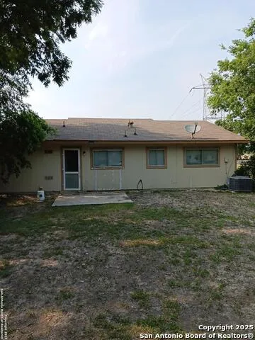 4830 Borchers Kirby, TX 78219