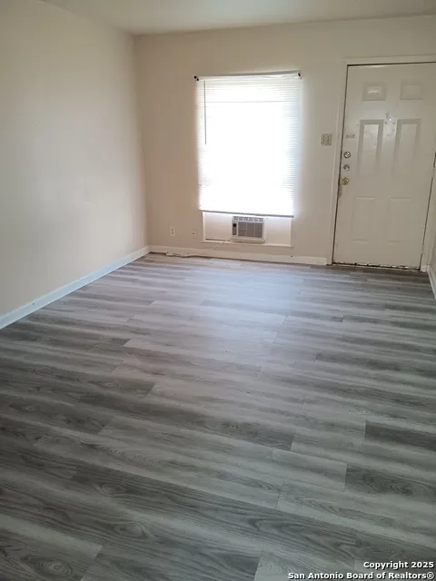 4830 Borchers Kirby, TX 78219