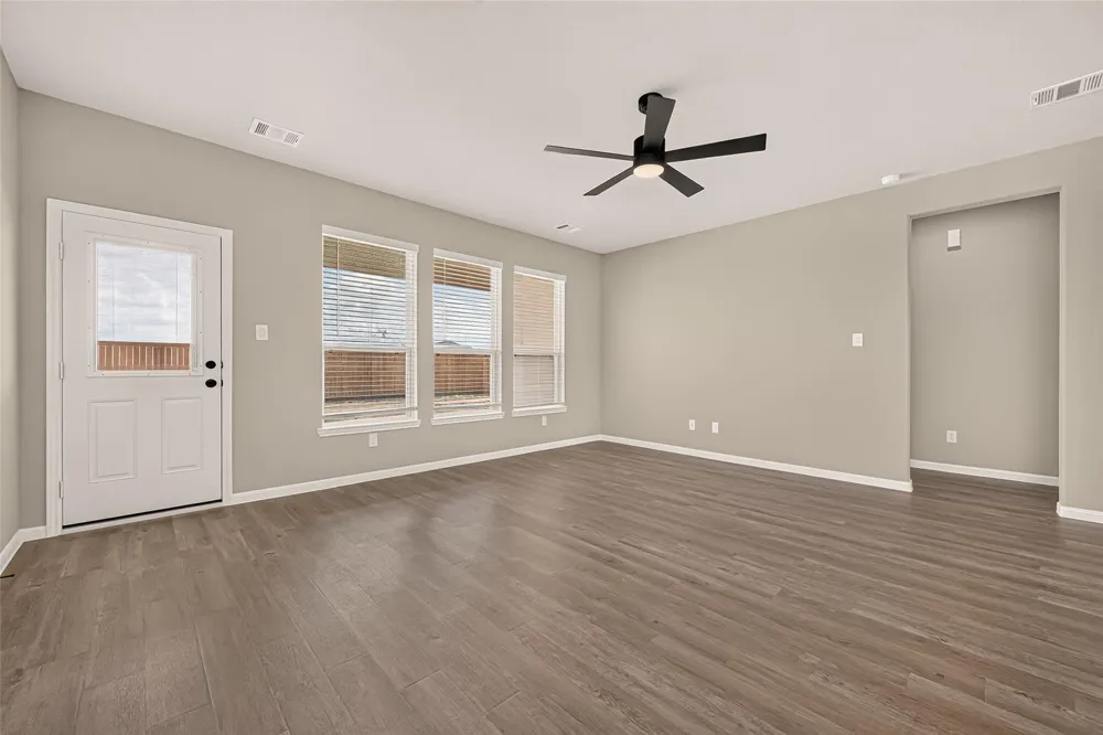 424 San Sebatian Place Brookshire, TX 77423
