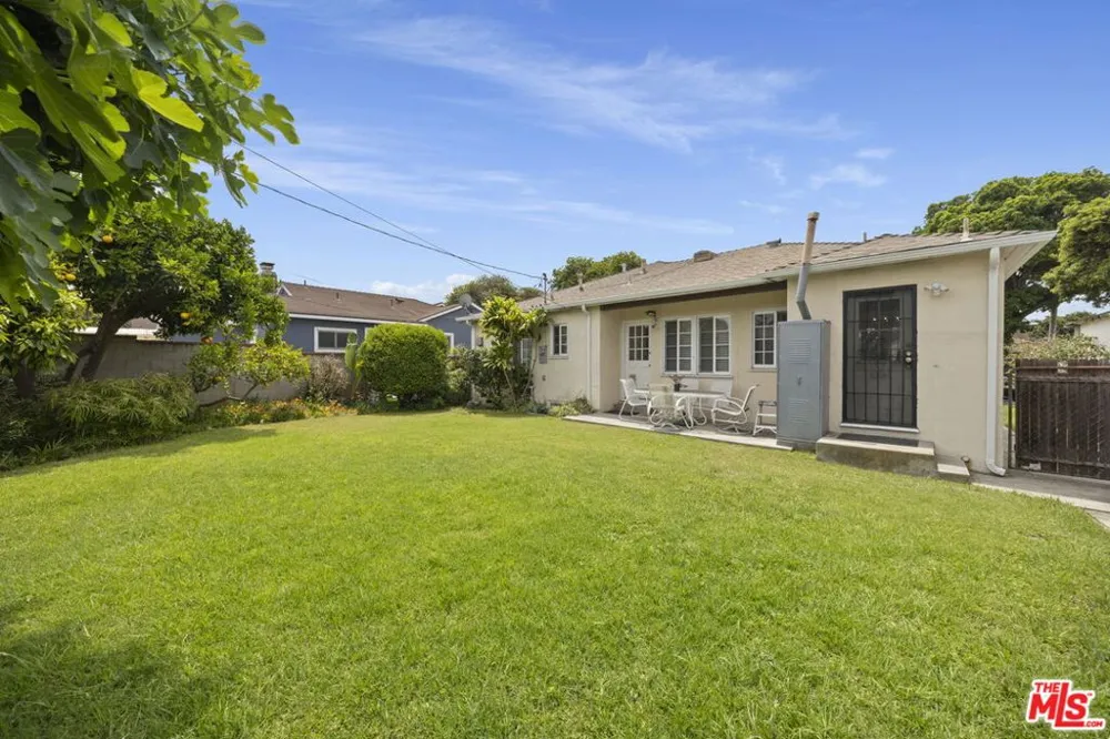 5206 Emporia Avenue Culver City, CA 90230
