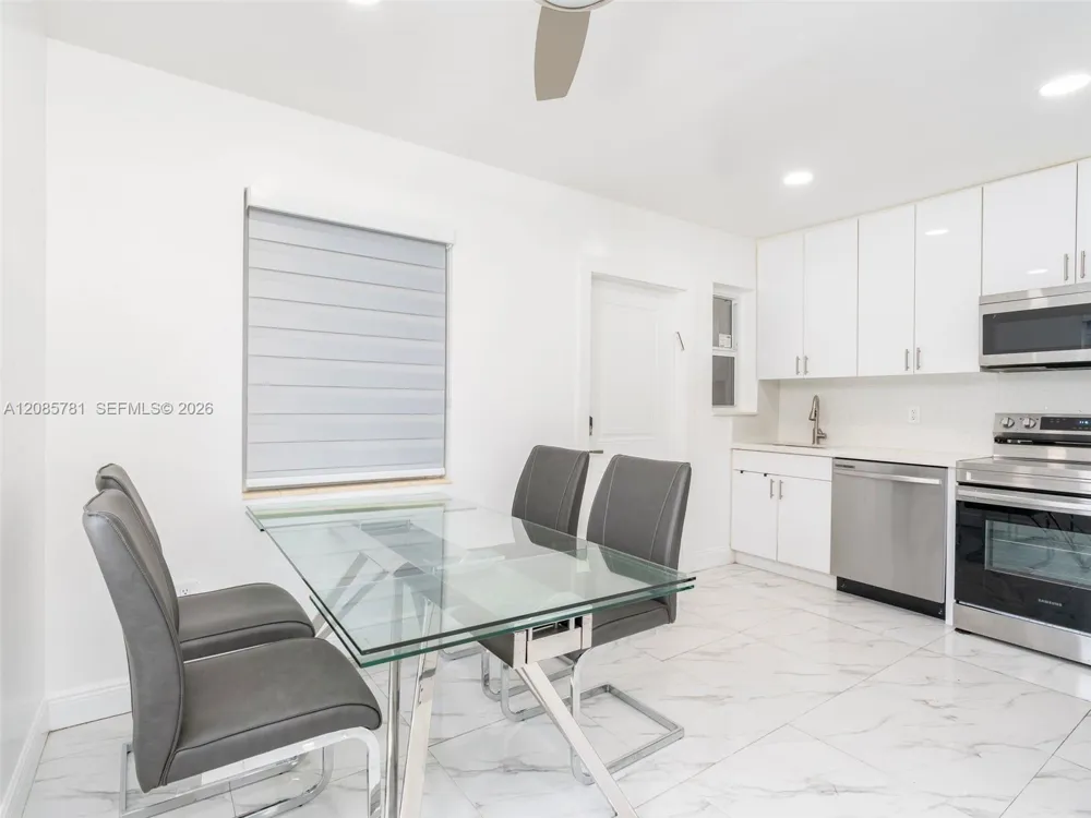 3375 SW 1st St Miami, FL 33135