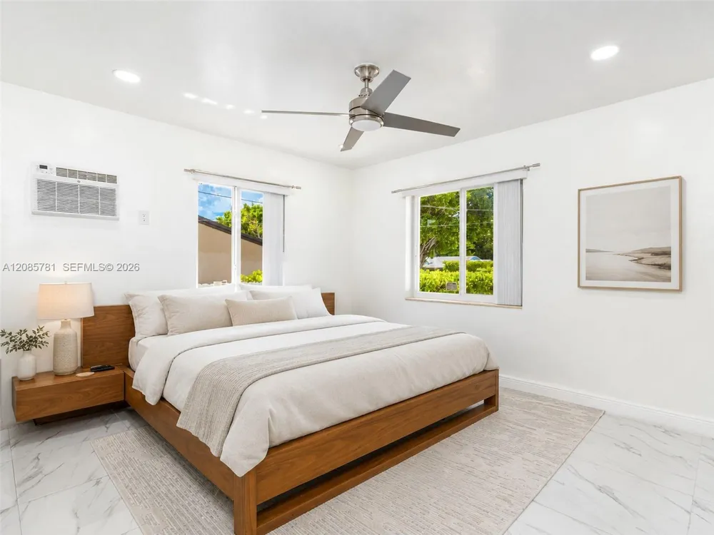 3375 SW 1st St Miami, FL 33135
