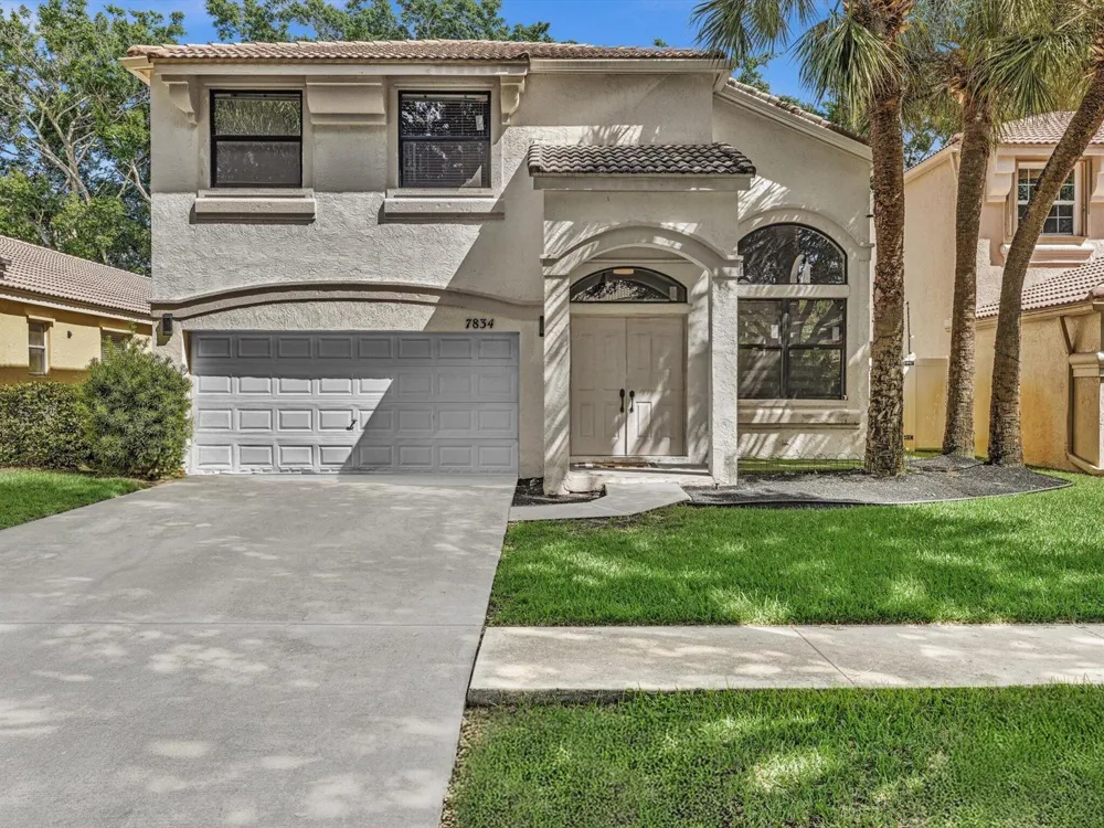 7834 Oak Grove Circle Lake Worth, FL 33467