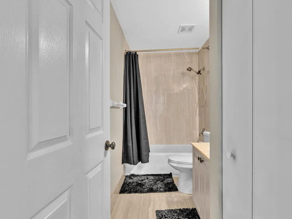 7834 Oak Grove Circle Lake Worth, FL 33467