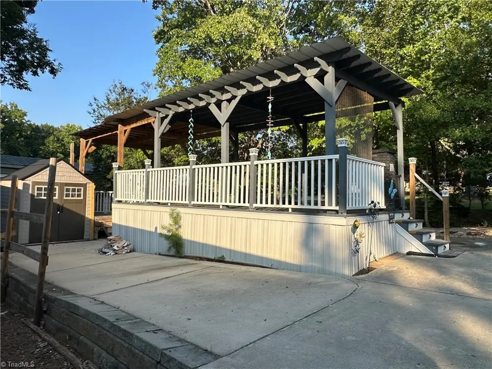 110 Pier Avenue New London, NC 28127